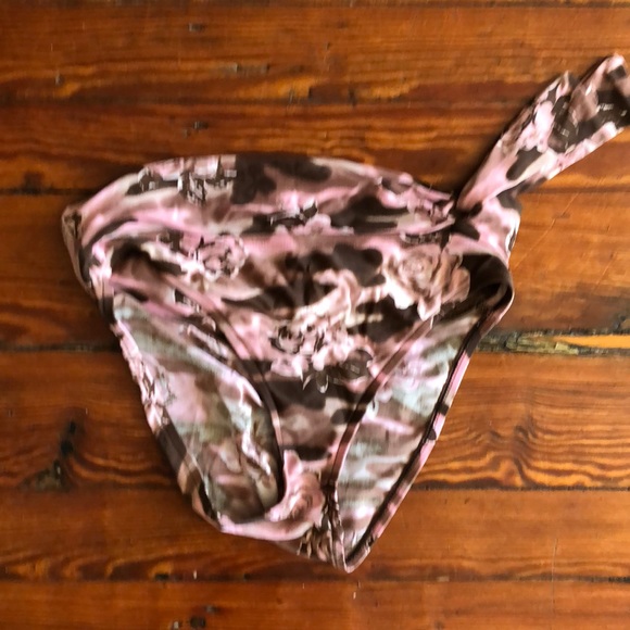 Bebe string bikini separates - Picture 3 of 5